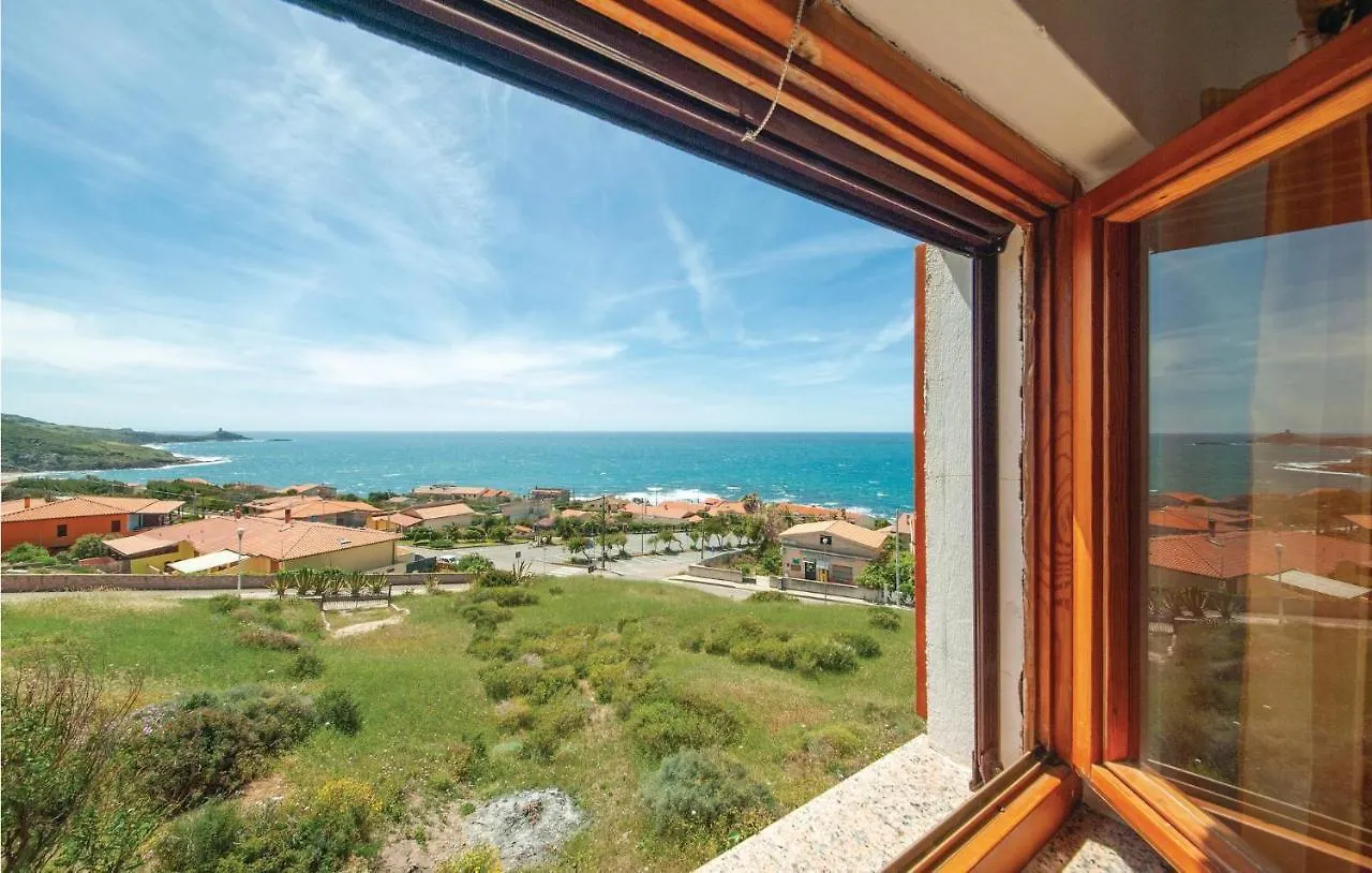 Beautiful Apartment In Porto Alabe With Kitchen Magomadas إيطاليا